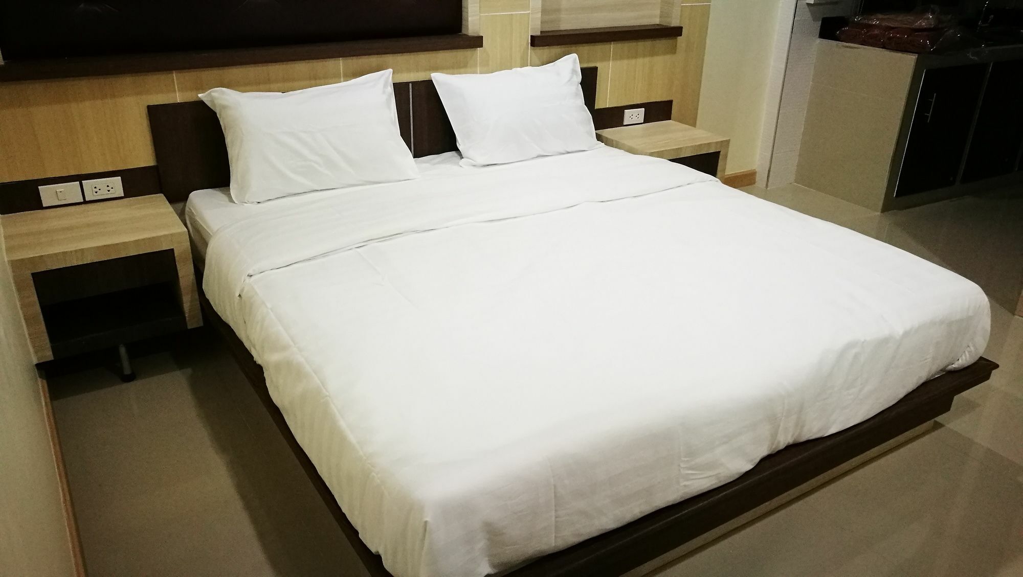 Ambrosial Hotel 3*